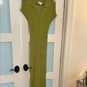 Elegant Green Ribbed Dress